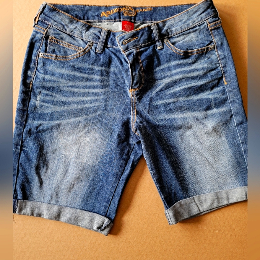 Arizona Jean Shorts Size 9
